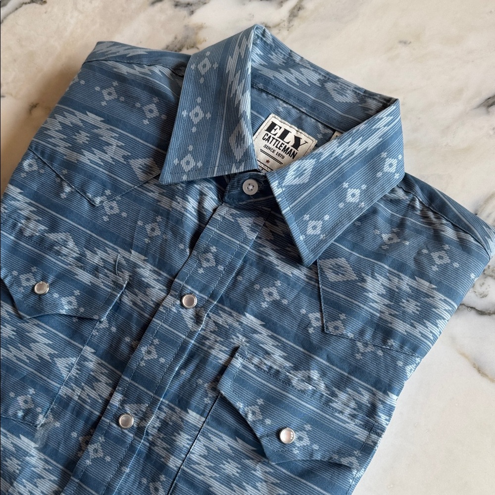 Ely Cattleman Blue Aztec Patterned Snap Down Shirt NWOT Boys Youth Large